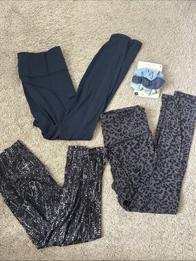 Lot of Athleta leggings with scrunchie set - medium and medium tall